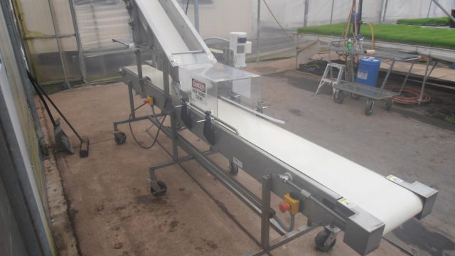 Microgreens Harvester